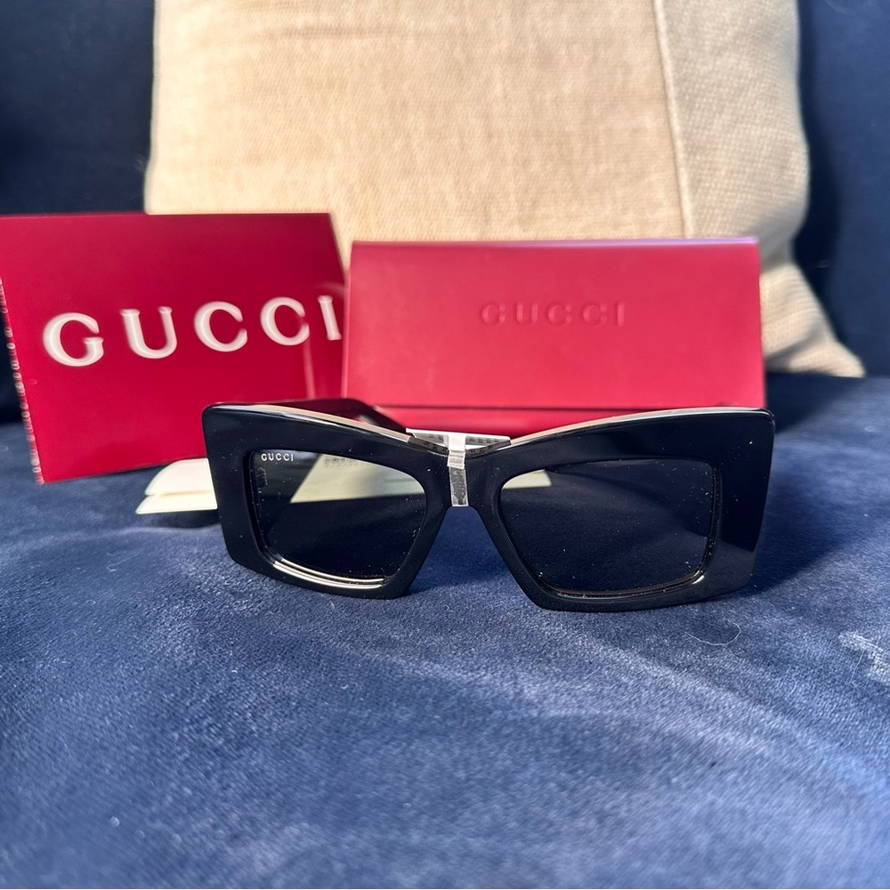 Gucci Square Black Sunglasses new collection 2025 fully included